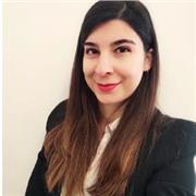 Insegnante impartisce lezioni di Biologia